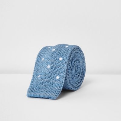 Blue knitted polka dot tie